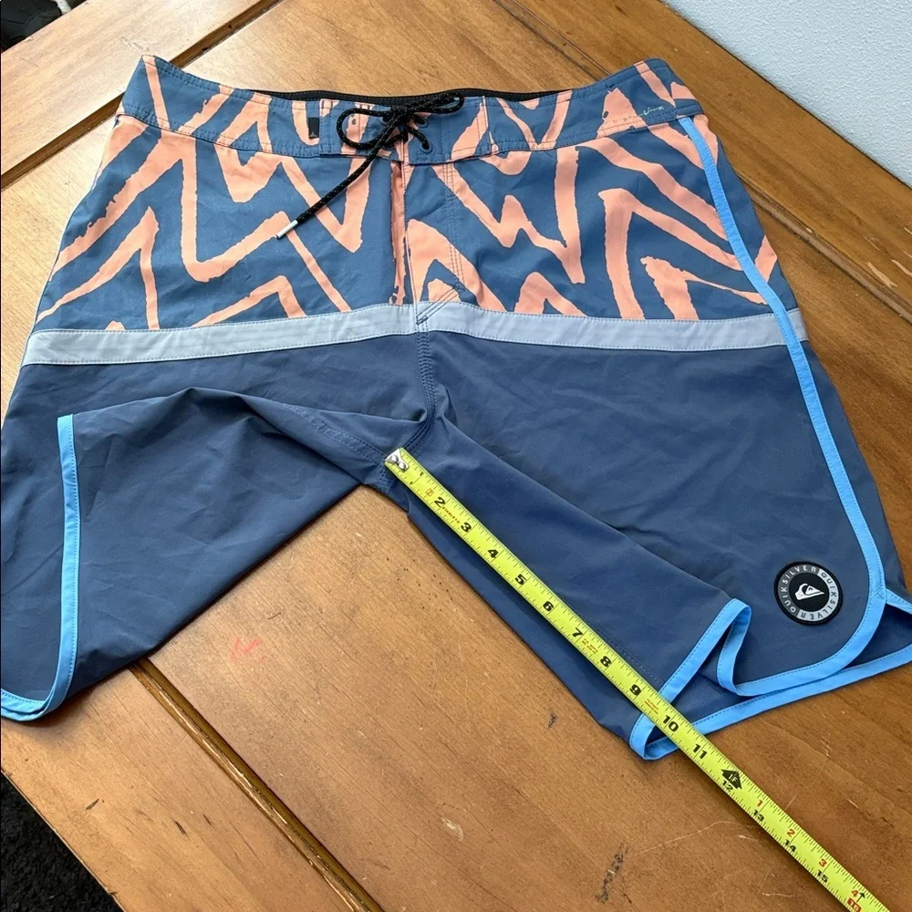 Quiksilver NWOT Highline Techtonics Board Shorts Size 34